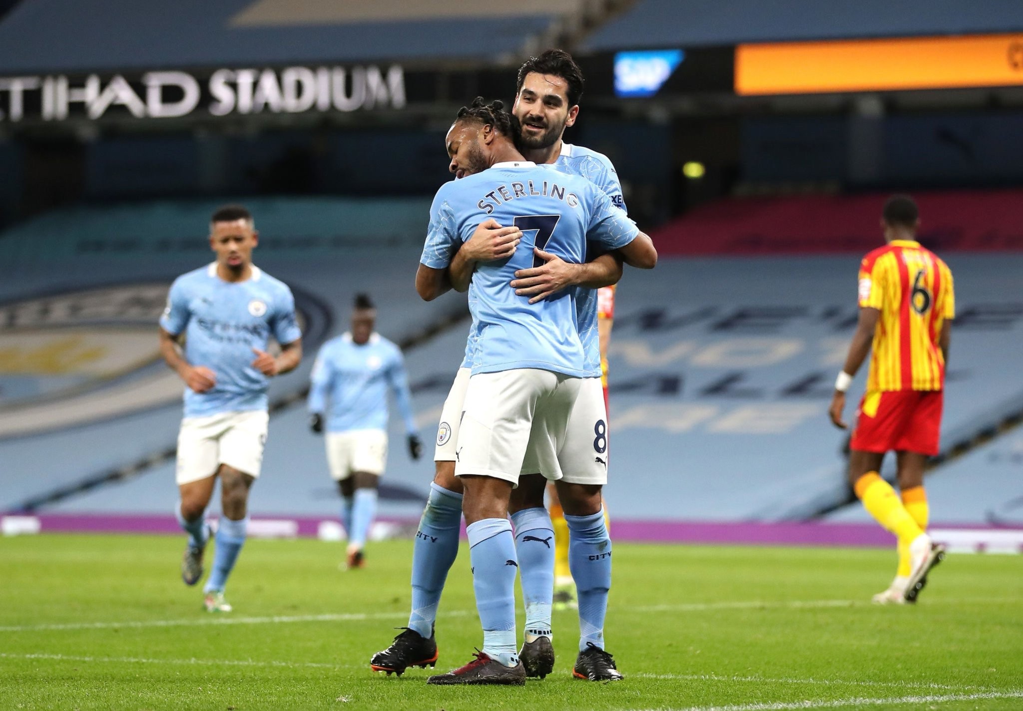 独自闪耀 独自闪耀